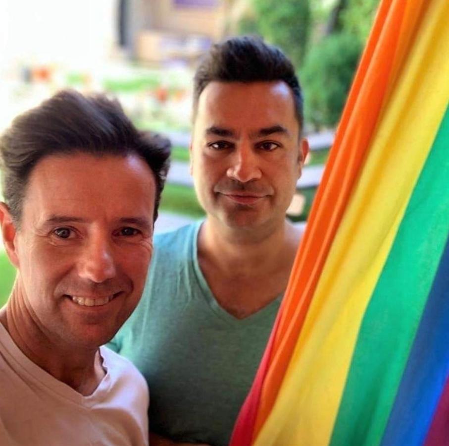 La Casona De Castilnovo - Gay Men Only Guest House Valdesaz Екстериор снимка