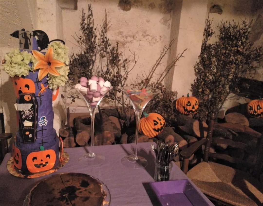 La Casona De Castilnovo - Gay Men Only Guest House Valdesaz Екстериор снимка