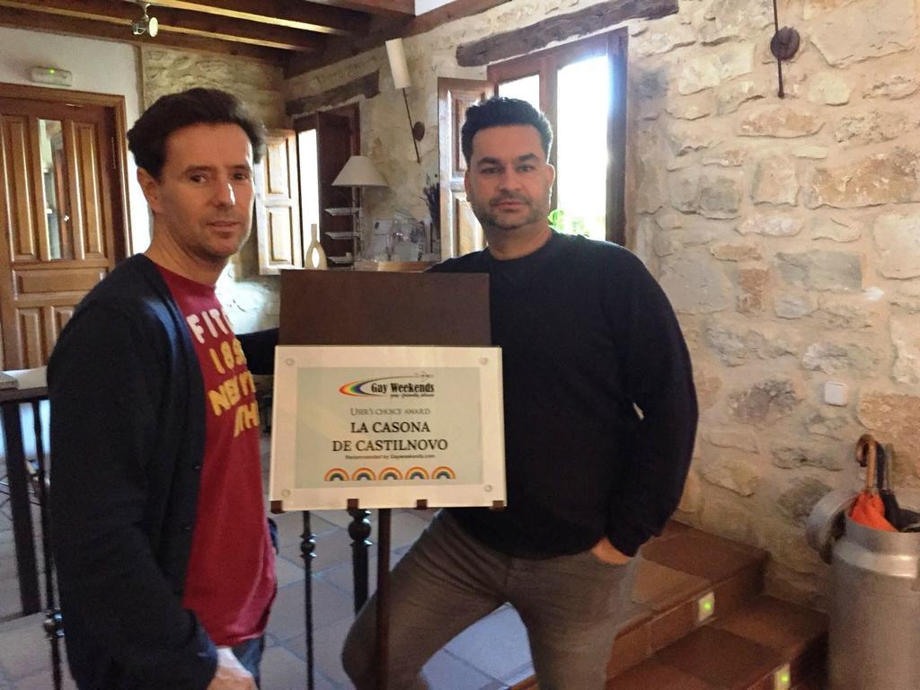 La Casona De Castilnovo - Gay Men Only Guest House Valdesaz Екстериор снимка