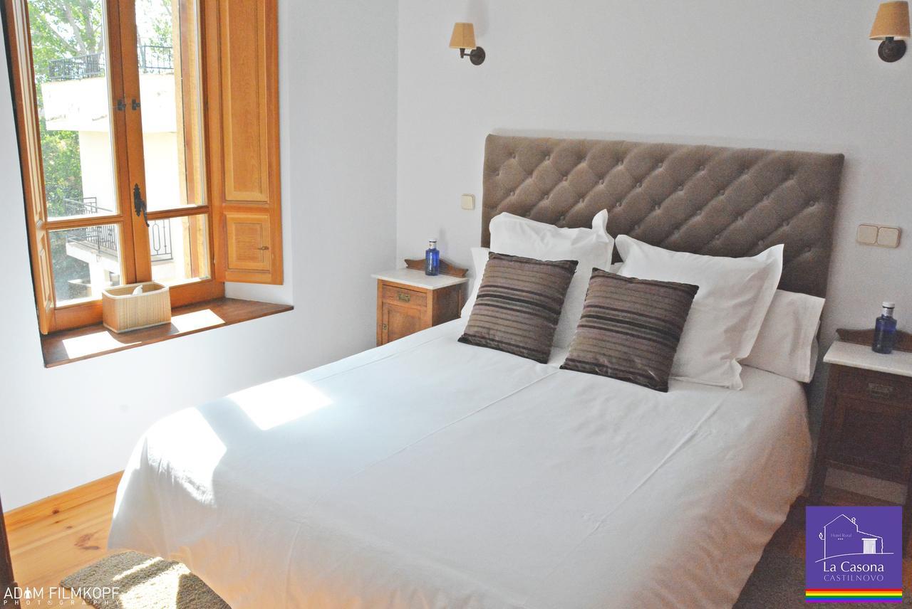 La Casona De Castilnovo - Gay Men Only Guest House Valdesaz Екстериор снимка