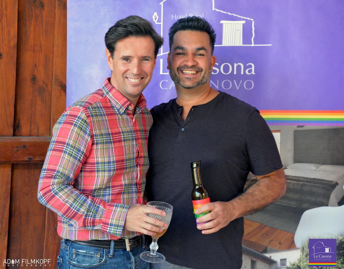 La Casona De Castilnovo - Gay Men Only Guest House Valdesaz Екстериор снимка